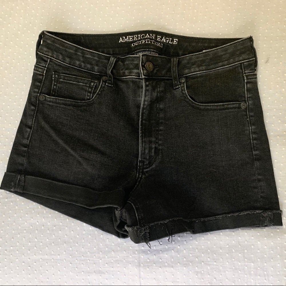 American Eagle Super Hi-Rise Shortie